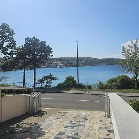 Karla With Beautiful Sea View Apartamento *