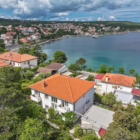 Karla With Beautiful Sea View Apartamento