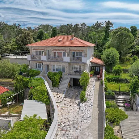 Karla With Beautiful Sea View Apartamento *