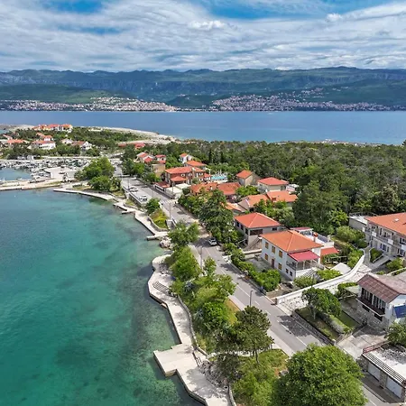 Karla With Beautiful Sea View Lejlighed