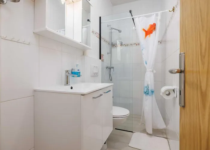 Karla With Beautiful Sea View *