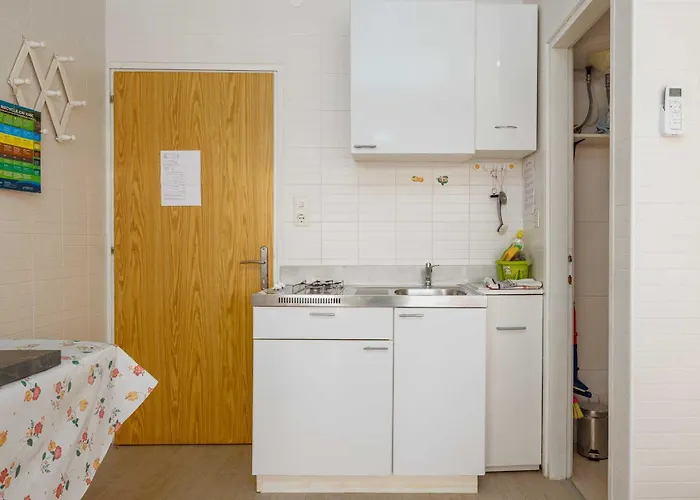 Karla With Beautiful Sea View Apartament Šilo